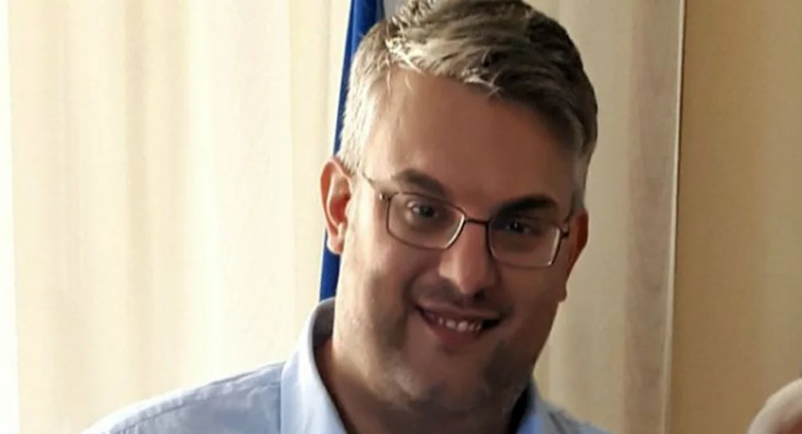 San Giorgio a Cremano - Rifiuti depositati fuori orario, il sindaco Zinno contro alcuni commercianti