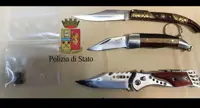 Napoli - Babygang, tre giovani denunciati: droga e detenzione di coltelli