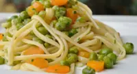 Pasta carote e piselli