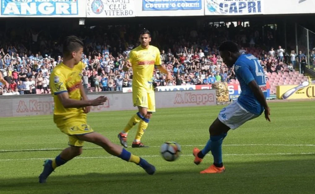 Napoli al fotofinish col Chievo: vittoria in rimonta