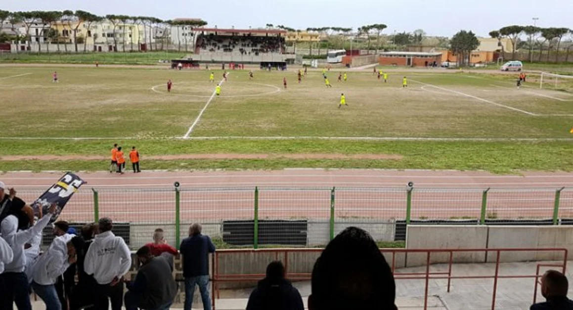 Savoia "cannibale", battuto anche il Mondragone. Festa al Giraud contro il Casoria