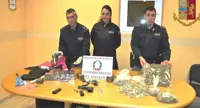 Afragola (NA) - Pistole e circa 10 kg di droga, arrestato incensurato