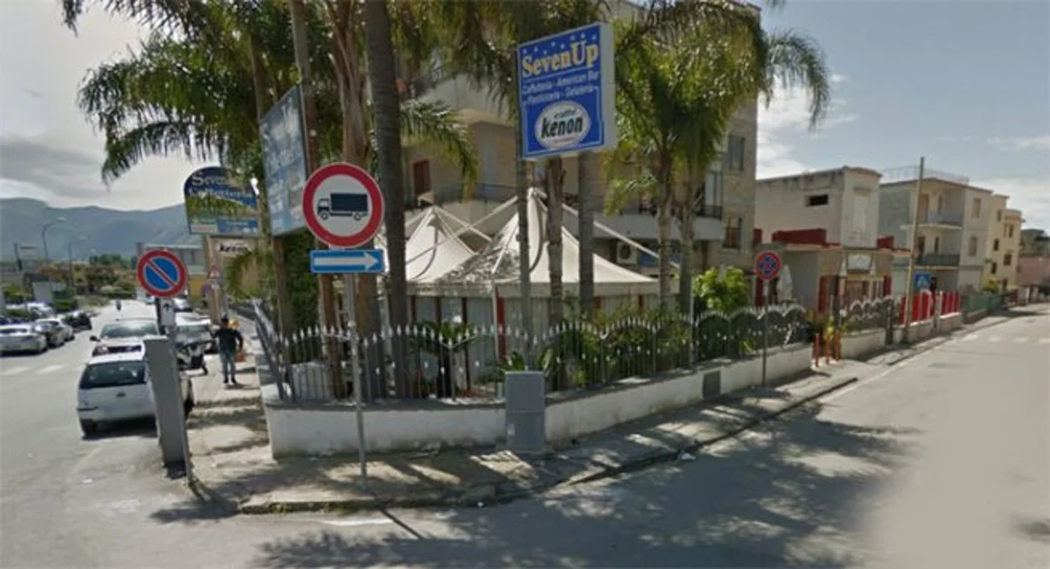 Torre Annunziata - Rapina in un bar a Rovigliano, esploso un colpo di pistola. Nessun ferito