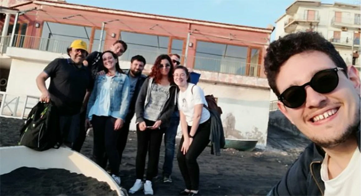 Torre del Greco - Rifiuti in spiaggia, l'iniziativa Beach Litter di Forum dei Giovani e Legambiente