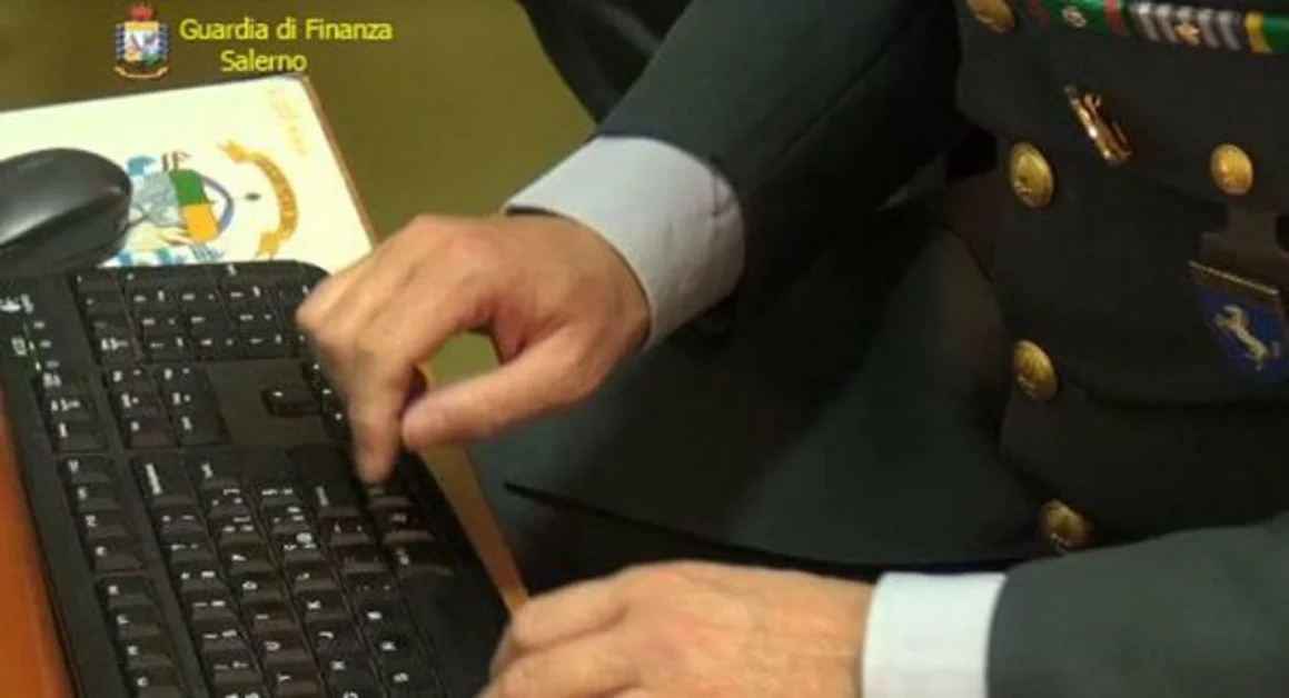 Marcianise (CE) - Mancati versamenti IVA e ritenute, sequestro ai danni di azienda