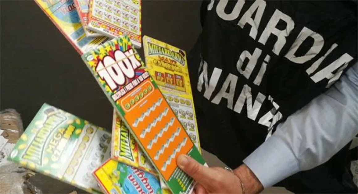 Napoli - "Gratta e Vinci" falsi, maxi sequestro della Guardia di Finanza