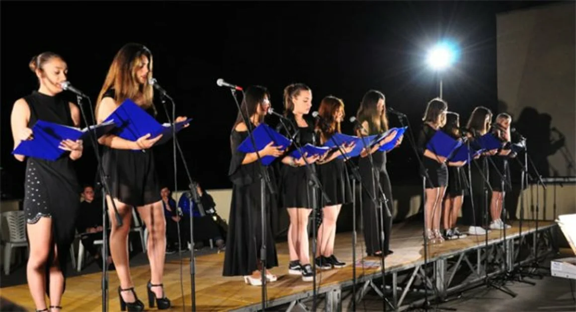 Torre Annunziata - A Villa Parnaso "Napoli d'Incanto", spettacolo di suoni ed emozioni