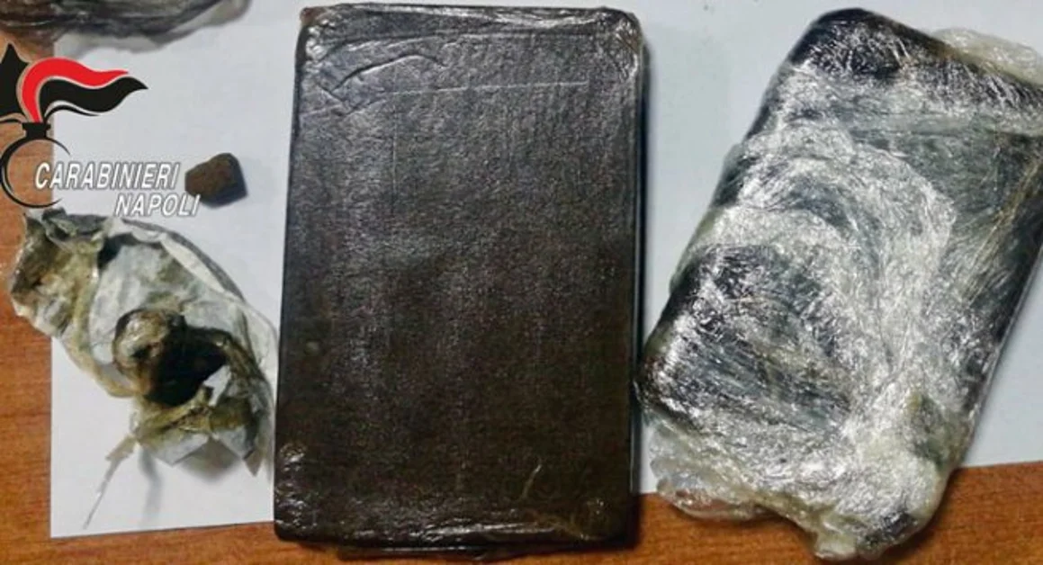 Droga in Penisola sorrentina, due giovani nei guai: uno arrestato, l'altro denunciato