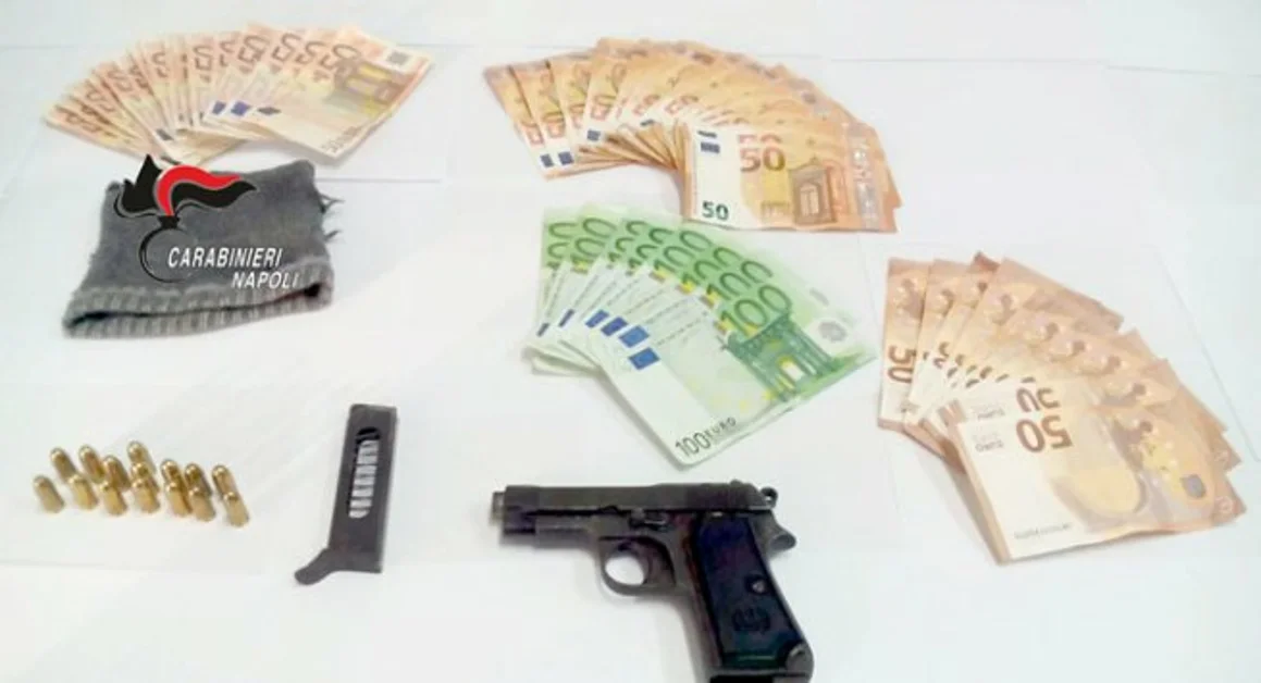 San Giorgio/Cercola - Rapine a supermercati, fermato un 31enne. Minacciava i dipendenti con una pistola