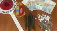 Afragola (NA) - Spaccio di droga, arrestato pusher