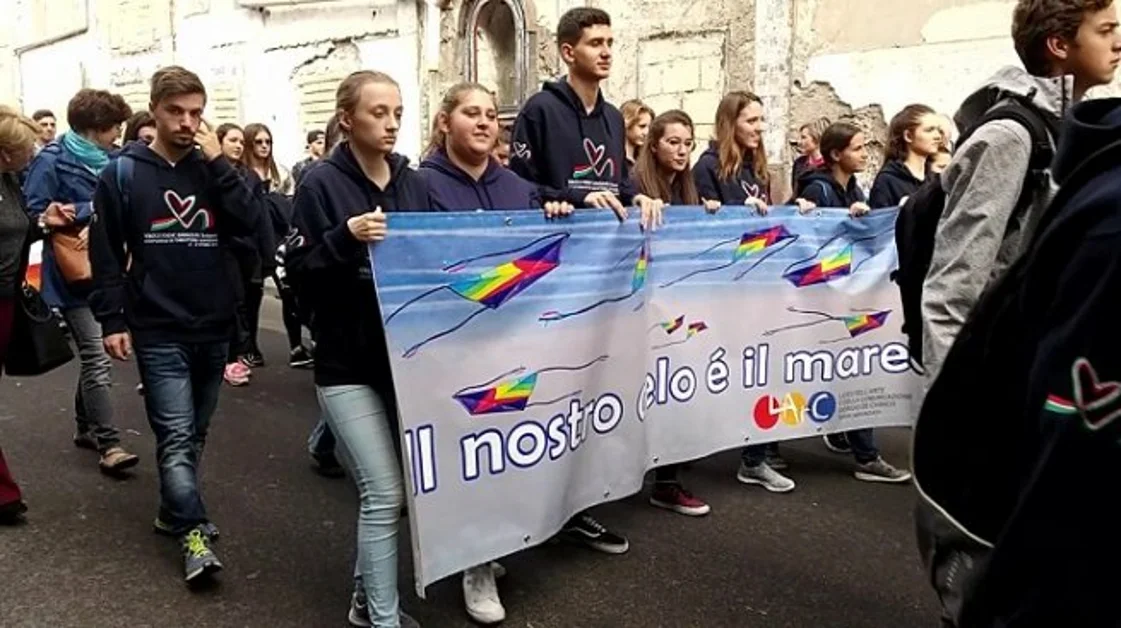 Torre Annunziata - Murale per le vittime del crollo di Rampa Nunziante, le precisazioni del dirigente del "de Chirico" 
