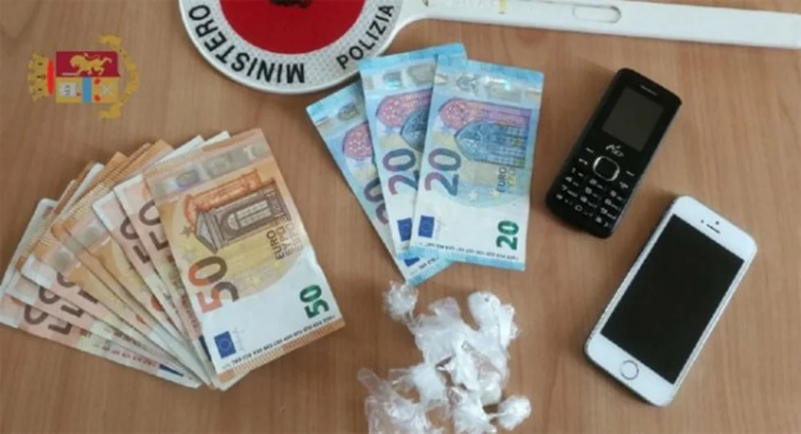 Torre Annunziata - Spaccio di droga nei pressi del Tribunale Civile, arrestato giovane pusher