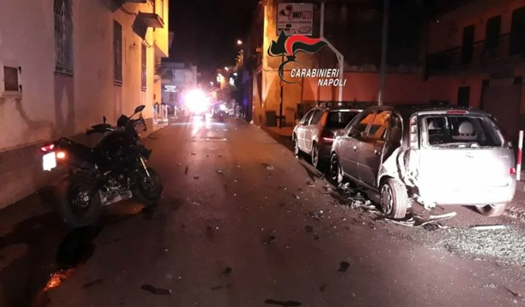 S. Maria La Carità - Grave incidente stradale, due giovani in prognosi riservata