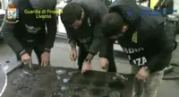 Maxi sequestro di cocaina proveniente dal Cile al porto di Livorno, tre arresti
