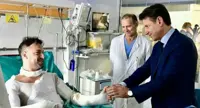 Il Capo del Governo Giuseppe Conte in visita ai feriti della tragedia di Casalacchio