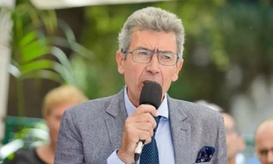 Pompei - Amitrano chiede alla sua maggioranza di sostituire i vigili urbani a Ferragosto