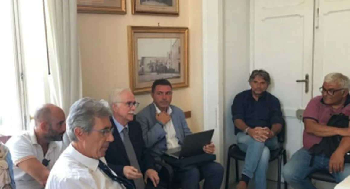 Pompei - Vasca di laminazione e inquinamento ambientale, summit tra i sindaci del Vesuviano