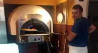 Ciro Cozzolino, il ragioniere-pizzaiolo a La Ciotat, città gemellata con Torre Annunziata