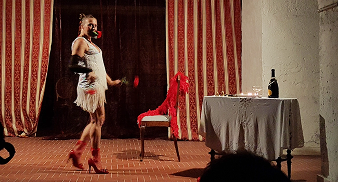 Torre Annunziata - Appuntamento con la Felicità, anteprima profonda e sontuosa