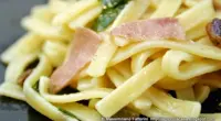 Pasta pistacchio e mortadella 