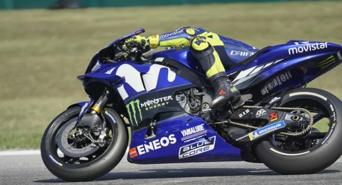 MotoGp Thailandia: la pole è di Marquez, Valentino Rossi secondo, Dovizioso terzo