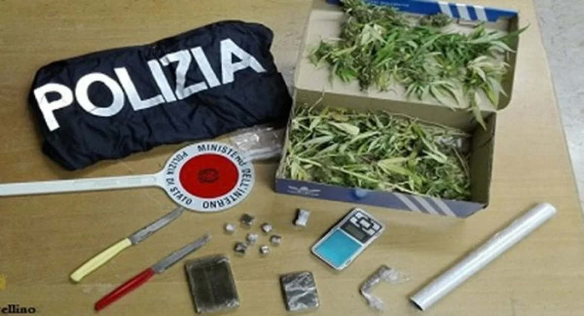 Avellino - Spacciava droga fuori ad un bar, arrestato 28enne