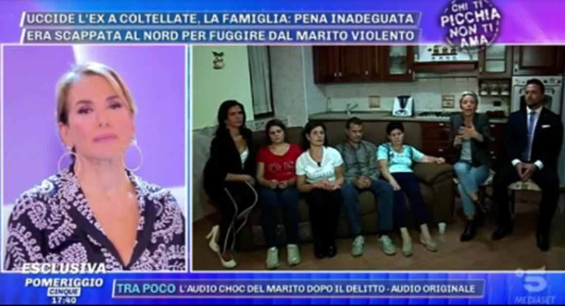 Torre del Greco - Omicidio di Mariarca Mennella, la telefonata choc ai carabinieri fatta dall'assassino