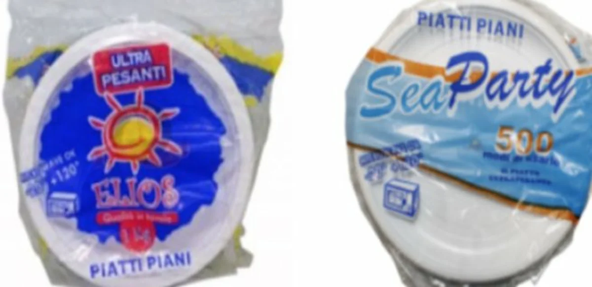 Piatti di plastica potenzialmente dannosi, disposto il ritiro dal mercato