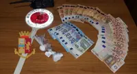 Ischia - Polizia arresta due spacciatori: uno aveva nel marsupio oltre 1.500 euro