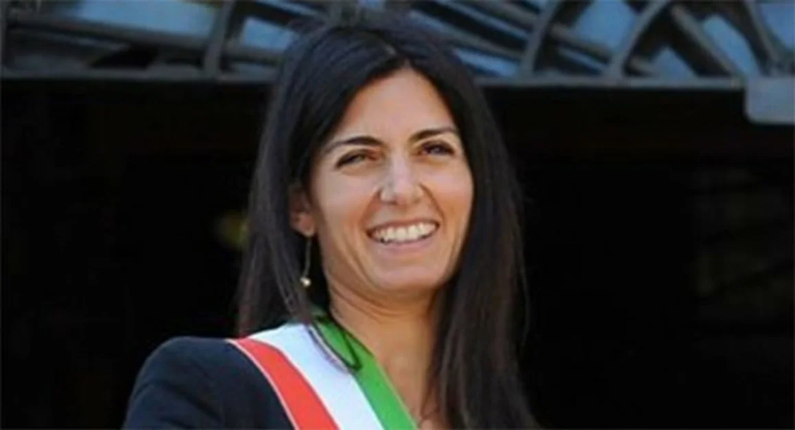 Processo alla sindaca di Roma Virginia Raggi: il giudice decreta l'assoluzione