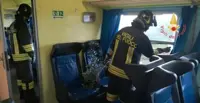 Treno investito da una tromba d'aria: vetri in frantumi e diversi feriti