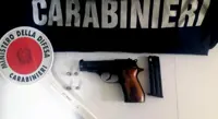 Casoria/Afragola (NA) - In auto con una pistola carica, arrestato affiliato a clan