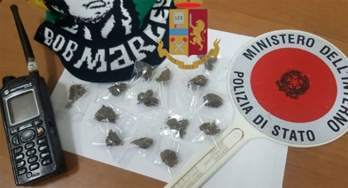 Napoli - Controlli al Vasto, arrestate cinque persone: due ladri e tre spacciatori