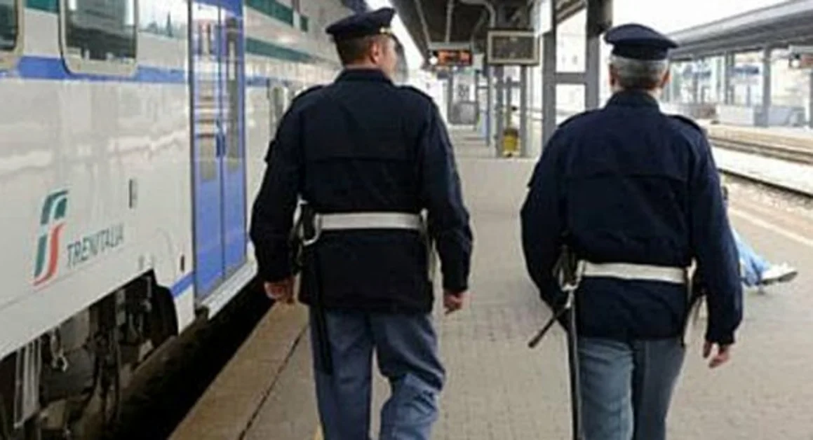 Battipaglia (SA) - Senza biglietto, aggredisce capotreno e lo manda in ospedale 