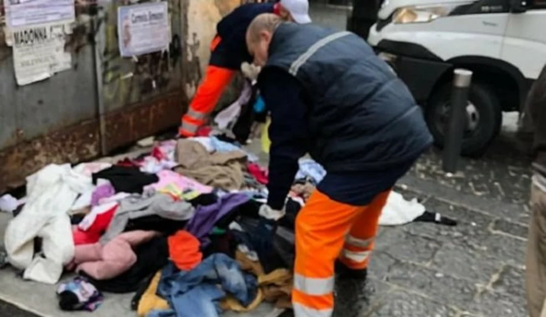 Ercolano - Blitz dei vigili urbani a Pugliano: sequestrata merce venduta abusivamente in strada