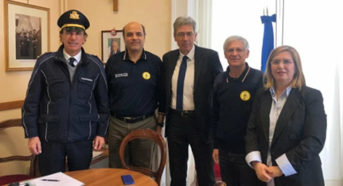 Pompei - Eruzione del Vesuvio, i residenti in Sardegna via mare