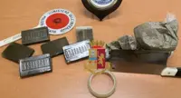Napoli - Panetti di hashish con la scritta Instagram, arrestato pusher