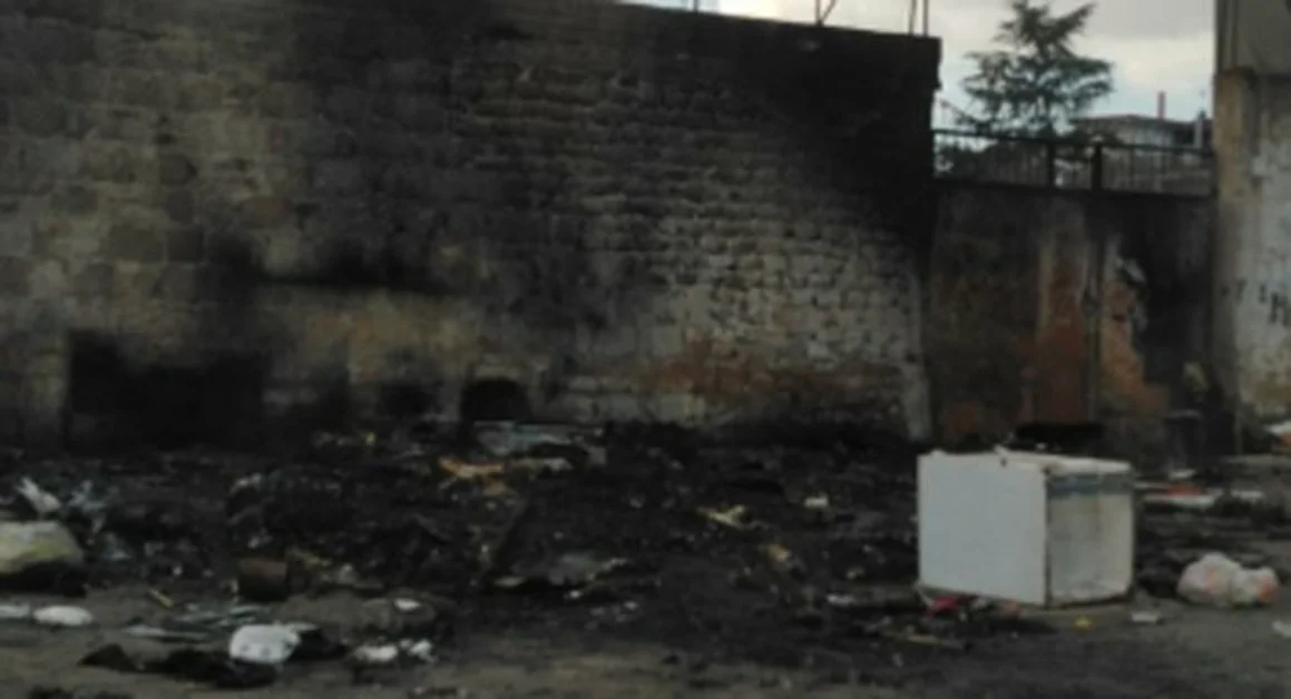 San Giuseppe Vesuviano - Roghi di rifiuti in via del Campo, la denuncia di Rinascita Civile Vesuviana