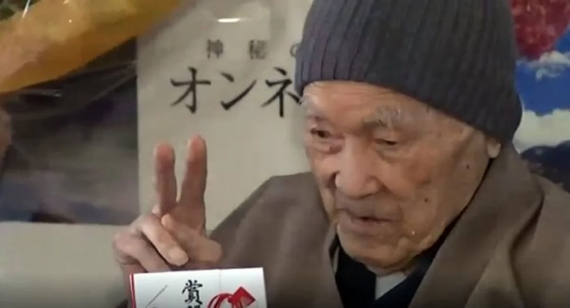 Muore a 113 anni in Giappone l'uomo più vecchio del mondo