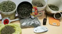Napoli - Oltre 3,5 kg di marijuana nei box, arrestato pusher di 76 anni
