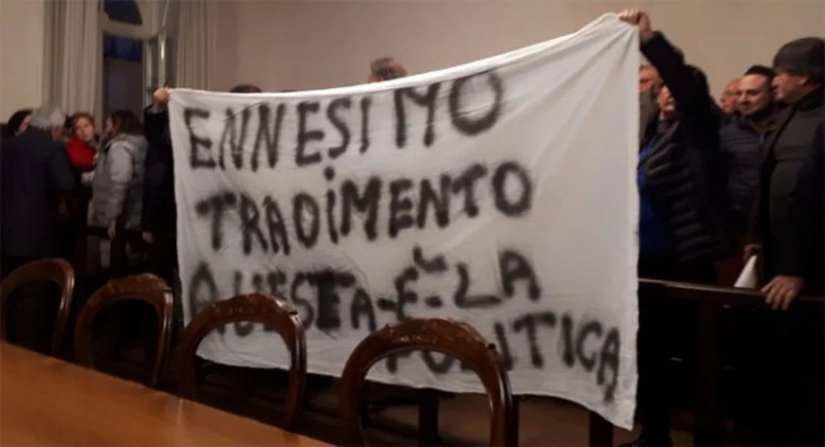 Pompei - Chiusura Casa di Riposo "Borrelli", clima teso in Consiglio comunale