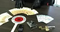 Napoli - Droga nascosta nel lucchetto, arrestato 47enne