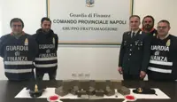 Napoli - Sequestrati 10 kg di hashish, in manette 39enne napoletano