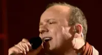 Gigi D’Alessio perde le staffe: sbotta su Instagram 