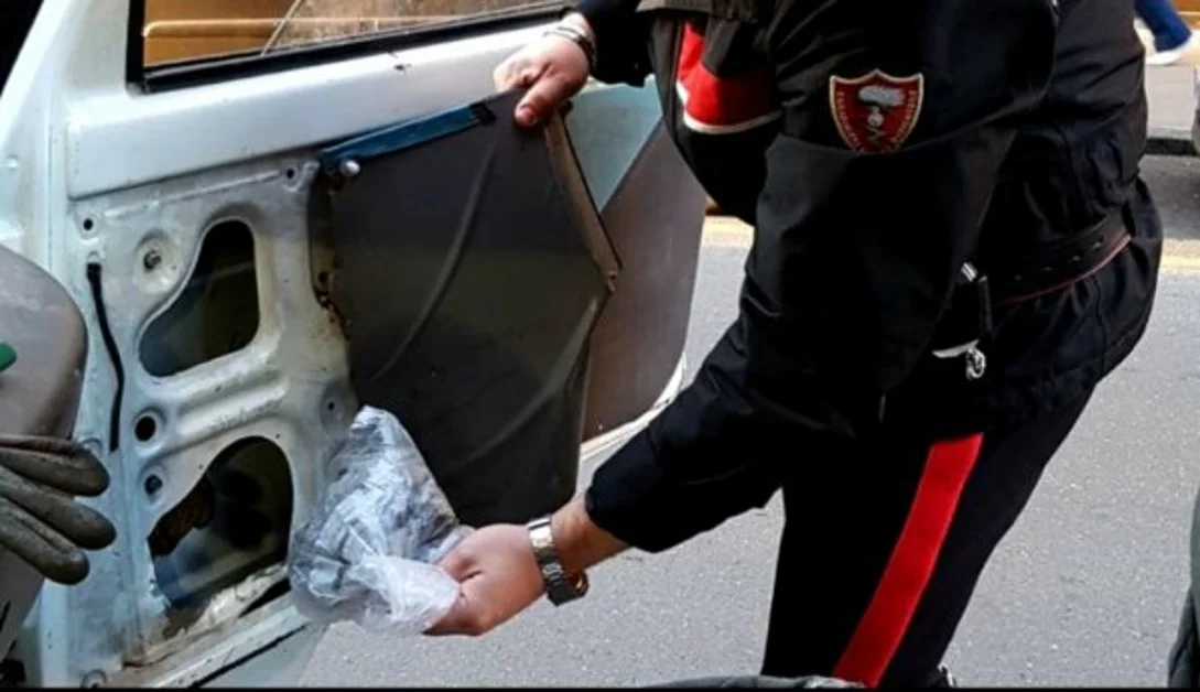 Vico Equense - Droga nello sportello, arrestato 40enne