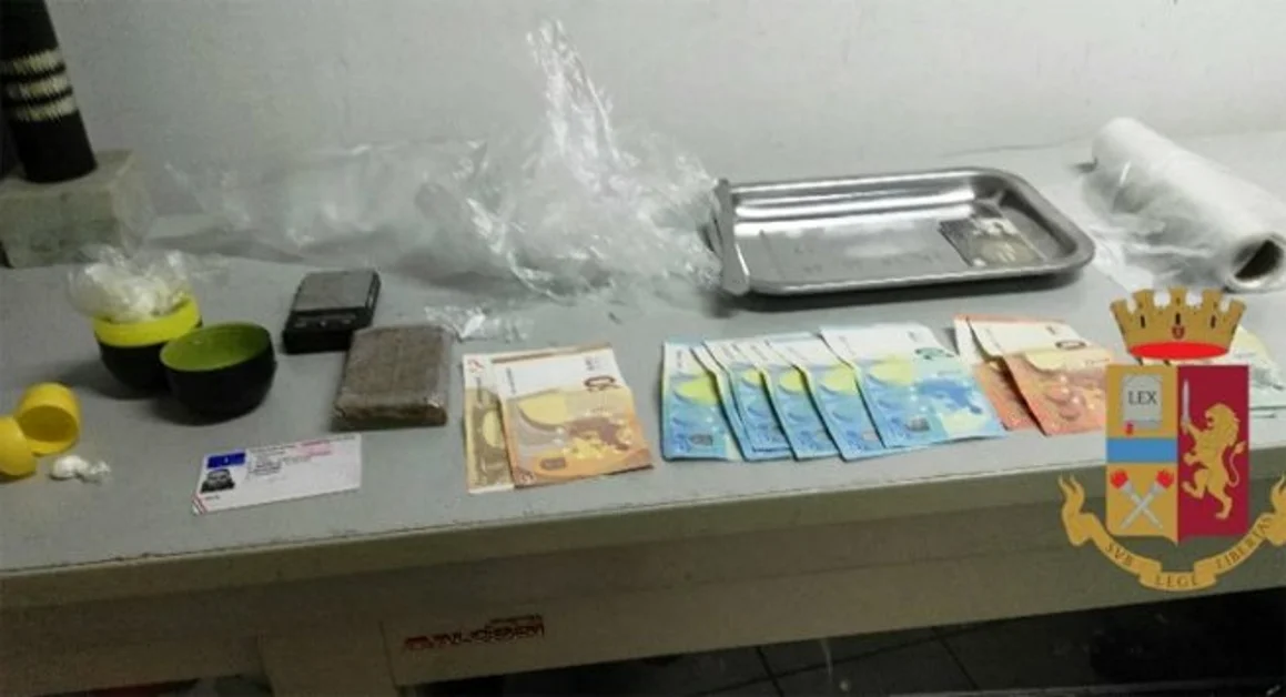 Torre del Greco - Arrestato 31enne per detenzione ai fini di spaccio di droga