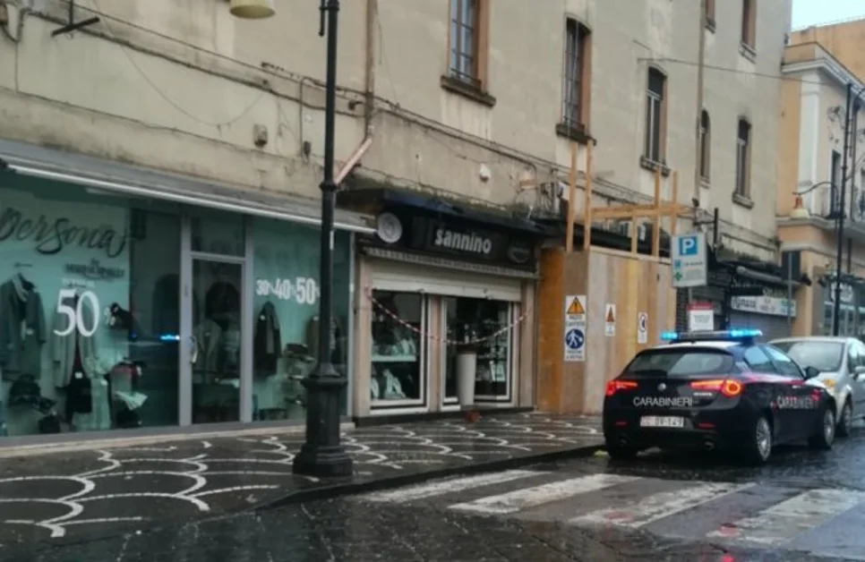 Pompei - Ennesimo furto alla gioielleria Sannino, in pieno centro cittadino