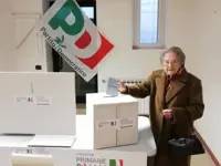 Primarie Pd, al voto anche la signora Teresa Pizzorno, 104 anni