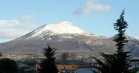 Vesuvio imbiancato di neve, colpo di coda dell'inverno