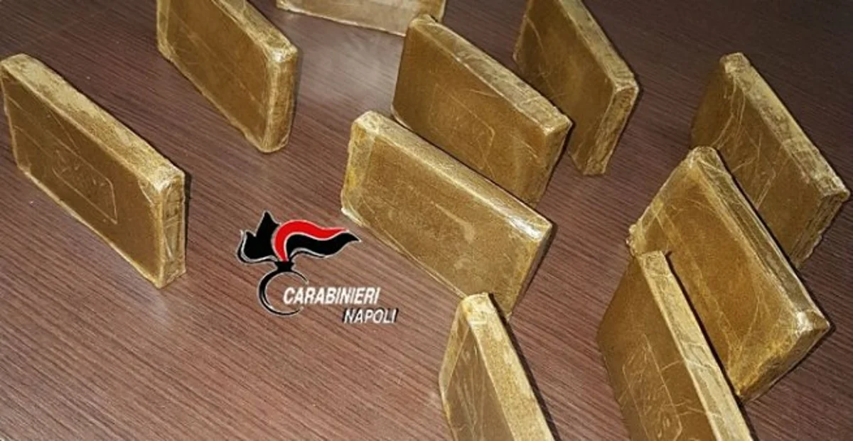 Boscoreale - Nascondeva droga nel terreno di casa, arrestato 38enne